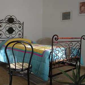 https://bb-carlotta-bologna.emilia-romagnahotels.net